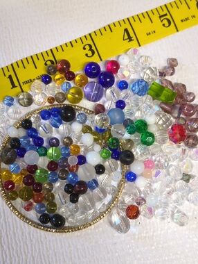 💚4/$10💚P61 Mixed Glass Bead Lot in Multi Colors
